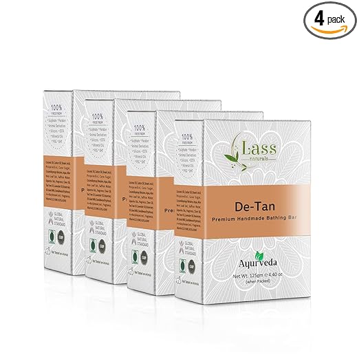 De Tan Sandalwood Premium Handmade Bathing Soap, 125g